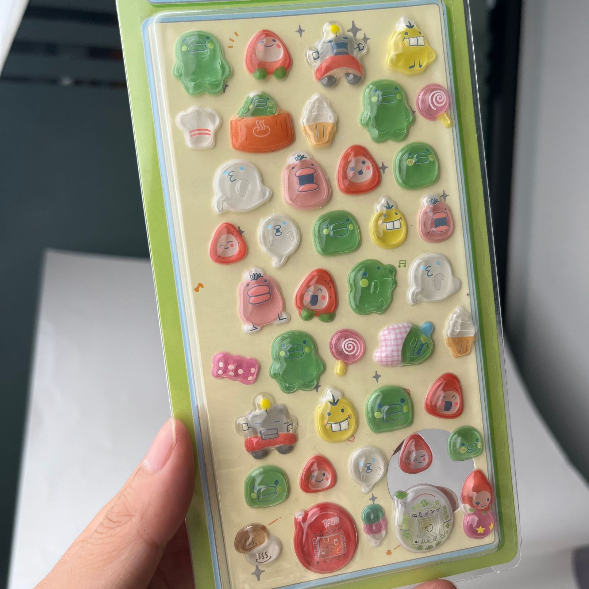Cute Tamagotchi 3D Puffy Stick - Accessories Laptop 리뷰 및 가격